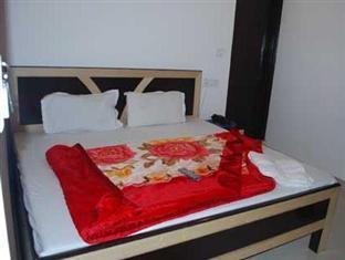 Kashvi Hotel New Delhi Bagian luar foto