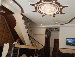 Kashvi Hotel New Delhi Bagian luar foto